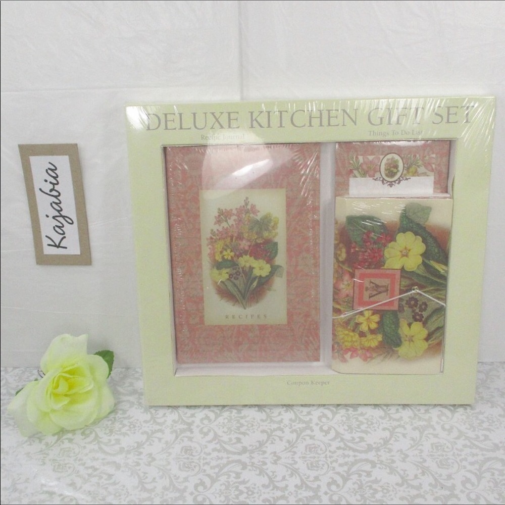 DELUXE KITCHEN Gift Set NIB